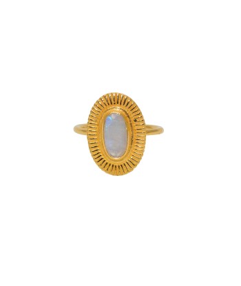 Bague dorée ovale et pierre naturelle de la marque