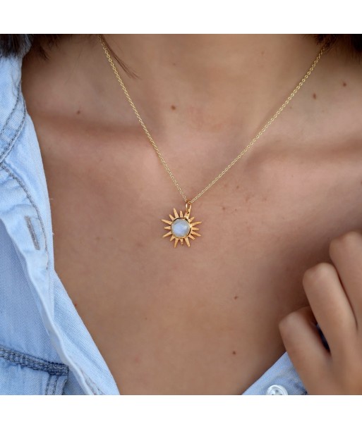 Collier doré soleil et pierre cabochon l'achat 