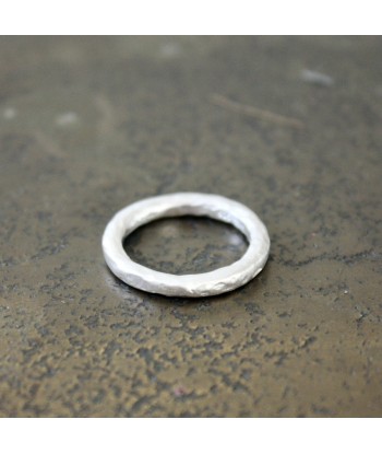 Bague anneau simple brossé martelée en argent 925 2 - 3 jours ouvrés.