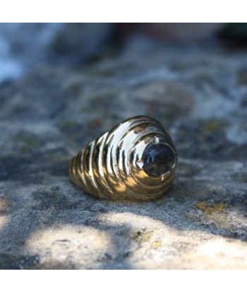 Chevalière dorée vagues et pierre cabochon de France